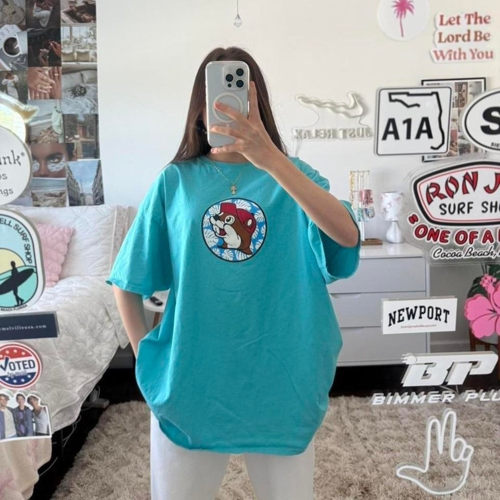 turquoise bucees t shirt